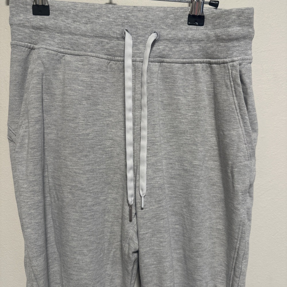 Lululemon Sweats Gray Size 4 Women's Sweatpants Joggers Pockets Drawstring